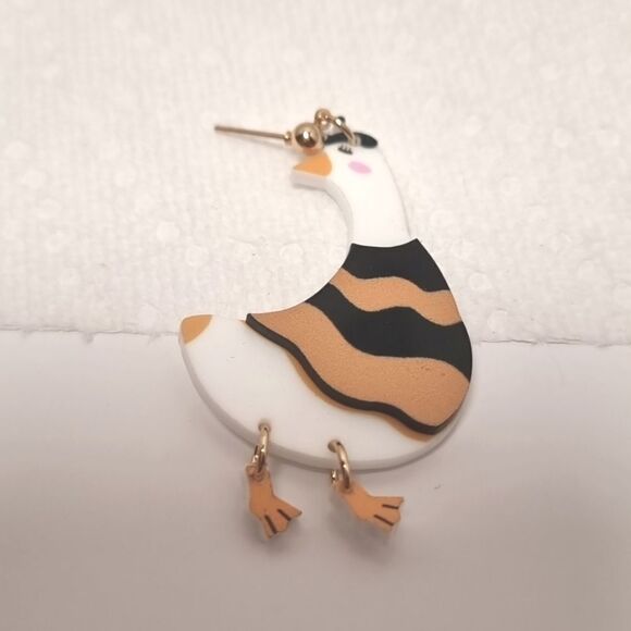 GOOSLING ASSEMETRICAL FANCY DRESS cute fun kawaii earrings mismatched - Picture 4 of 7